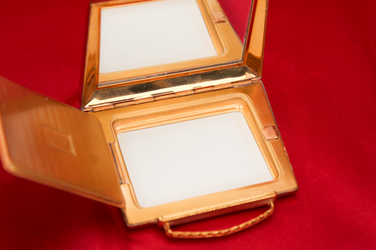 Special 1950s “Bon Voyage” Suitcase Powder Compact