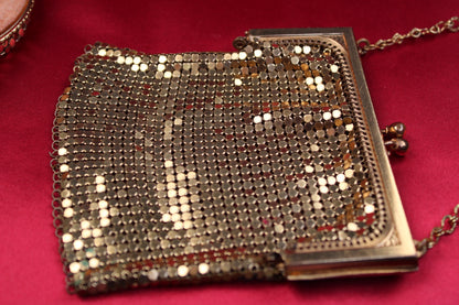 1930s Vintage Gold-Tone Metal Mesh Purse with Powder Compact, Mirror & Original Puff