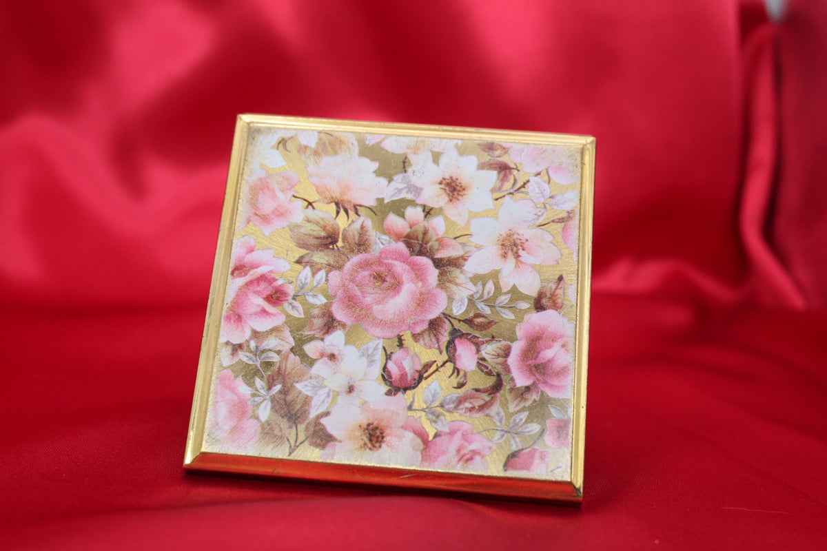 1950s Romantic Rose Powder Compact