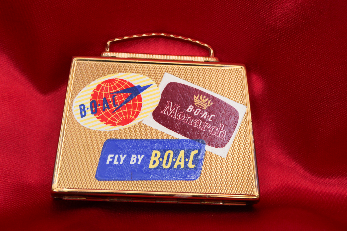 Special 1950s “Bon Voyage” Suitcase Powder Compact