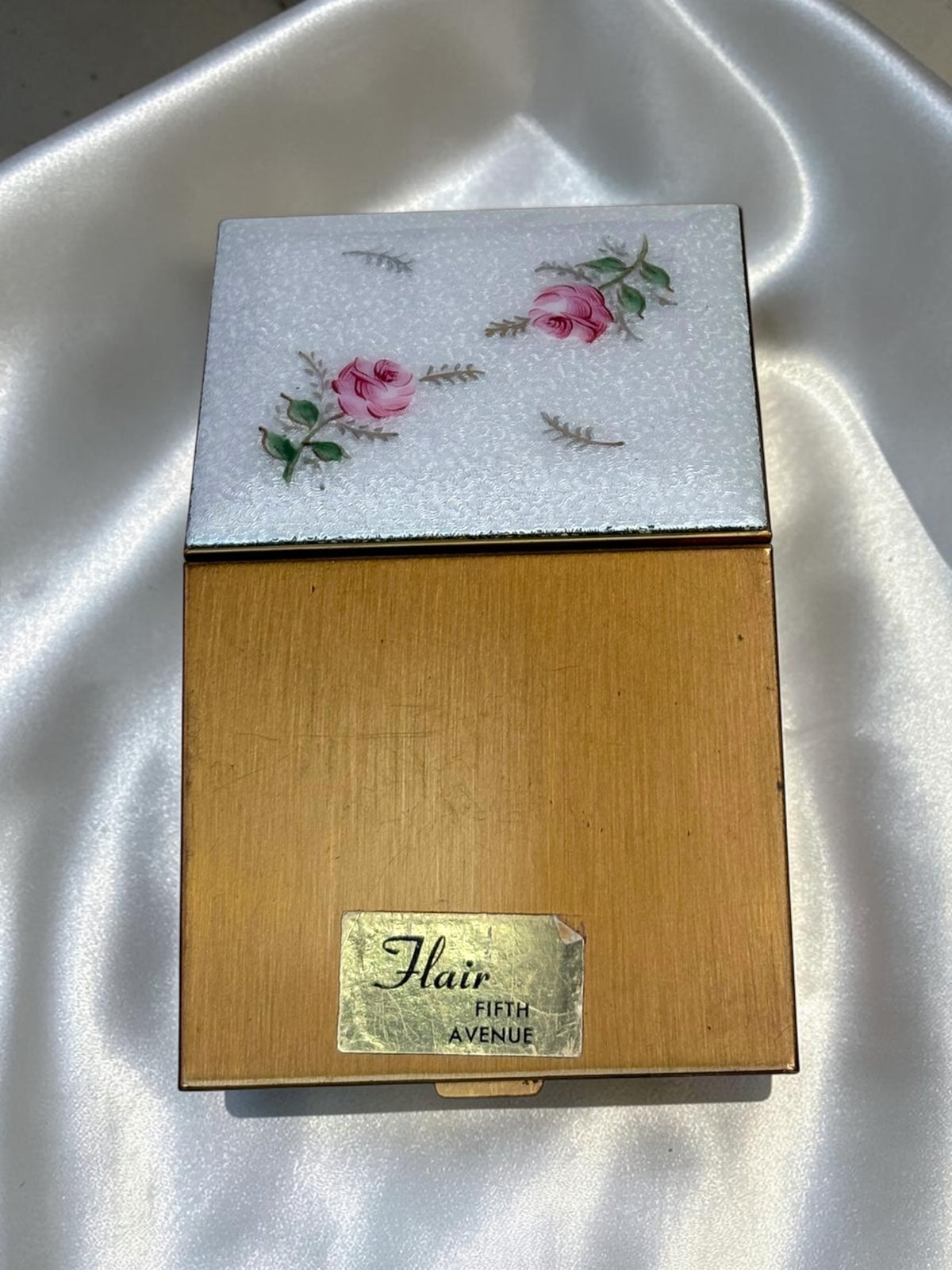 1940s Flair Fifth Avenue compact with guilloché enamel and hand-painted roses.