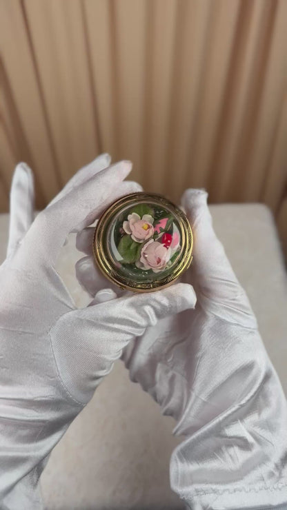 1940s Floral Basket Compact Gold-Tone German
